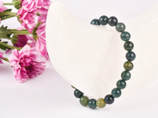 Green Moss Agate: Accept the change