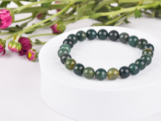 Green Moss Agate: Accept the change